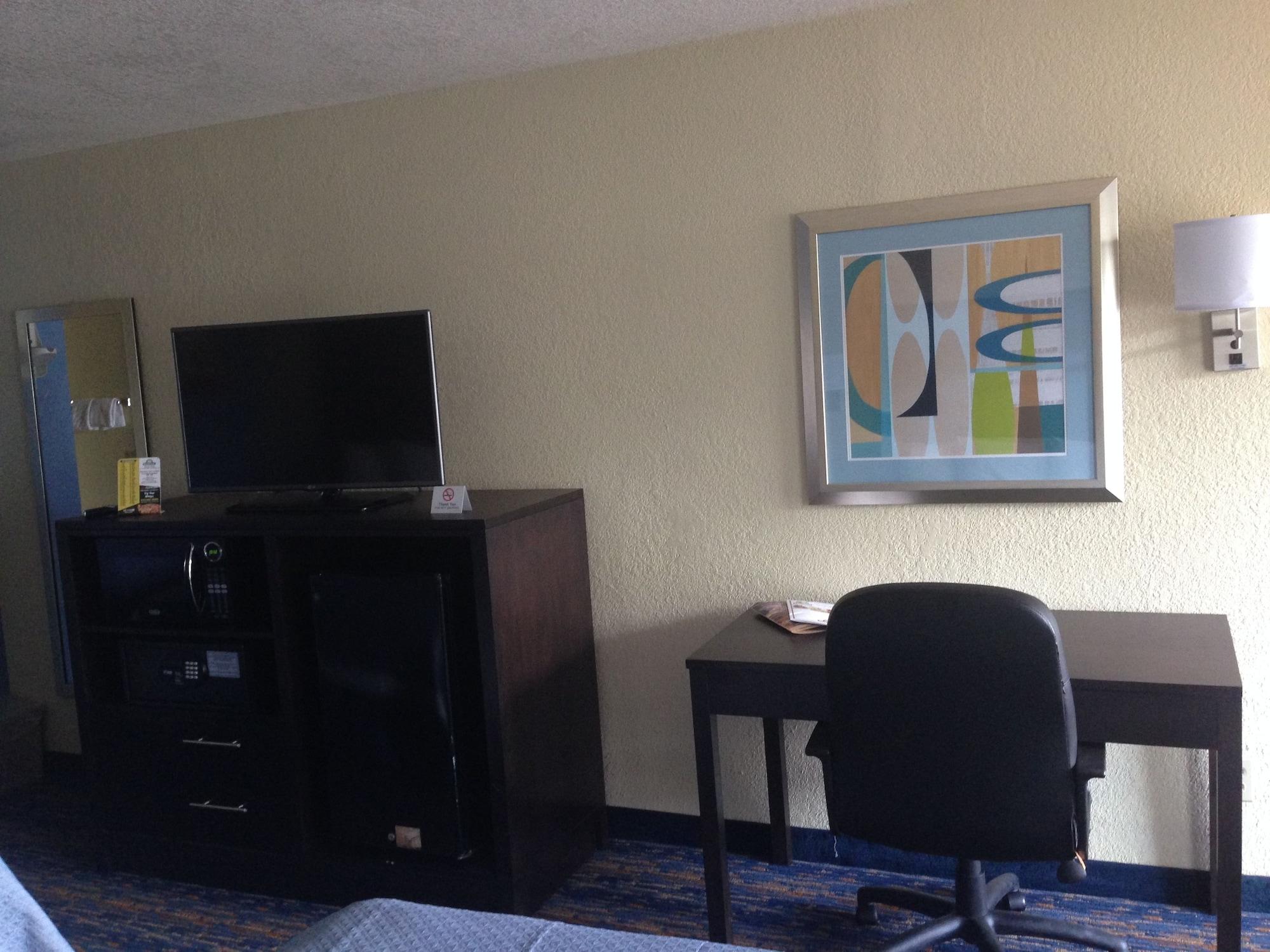 Days Inn By Wyndham Near Seaworld Σαν Αντόνιο Εξωτερικό φωτογραφία
